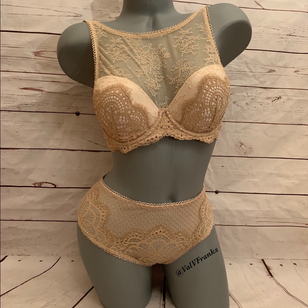 Victoria Secret Lingerie Set